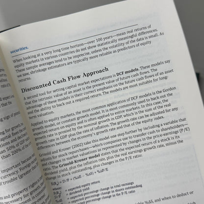 2025 CFA Level 3 SchweserNotes – Complete 4-Book Study Guide for CFA Exam Preparation